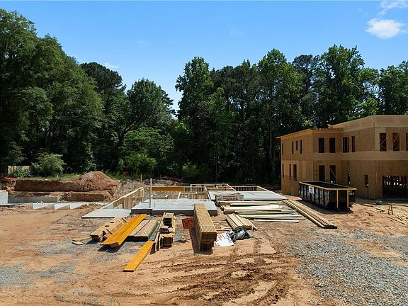 4th image of 1455 Lavista Rd NE