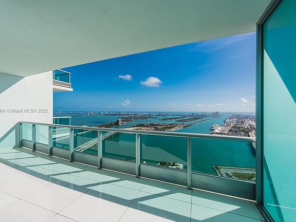 3rd image of 900 Biscayne Blvd APT 6205