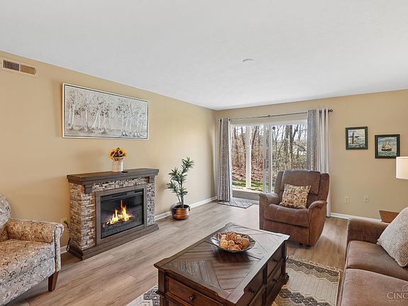 4th image of 1200 Cobblestone Ct APT 103