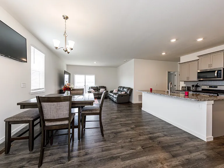 10213 Castor Dr — Photo 7