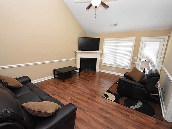 2nd image of 2205-B Sweet Bay Dr