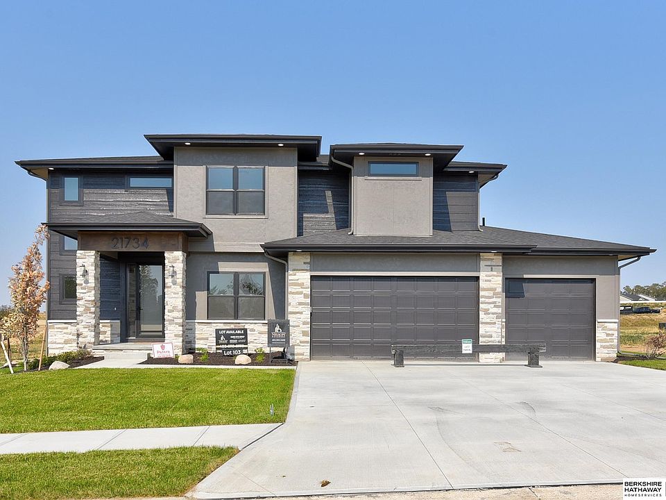 1st image of 21734 Parkview Dr