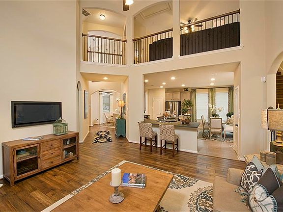 3rd image of 13114 Davenport Hills Ln