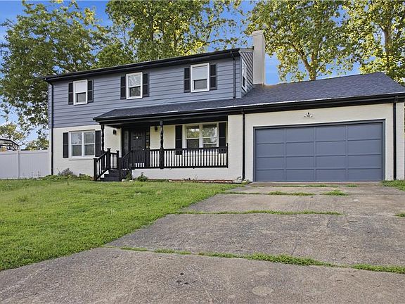 2nd image of 1637 Guthrie St