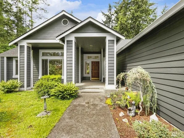 9319 Misery Point Rd NW, Seabeck, WA 98380