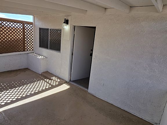 5th image of 1460 N 1st Ave #2