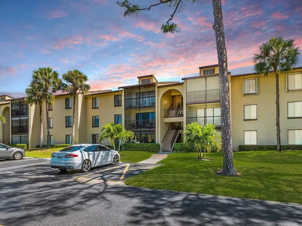 627 Sea Pine Way APT F1, Greenacres, FL 33415