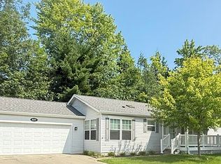 837 Woodcreek Blvd, Traverse City, MI 49686