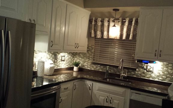 2nd image of 2481 Longmeadow Dr