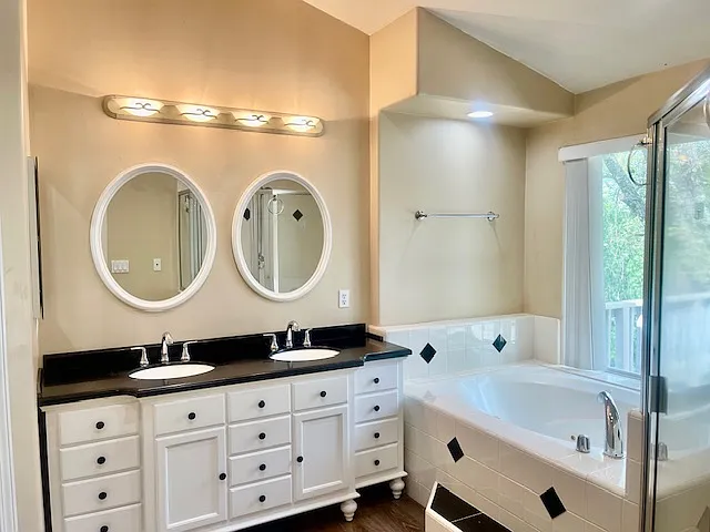 858 Evergreen Ln — Photo 11