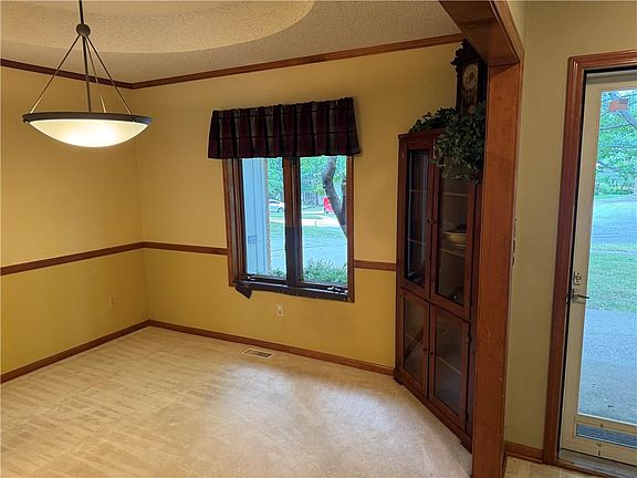 3rd image of 4401 NW 65th Ct