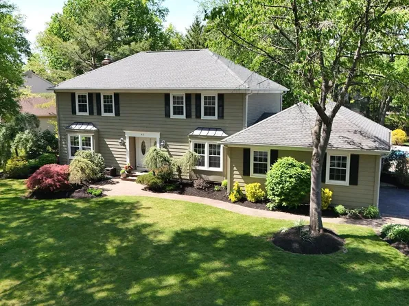 45 Cartwright Dr E, West Windsor, NJ 08550