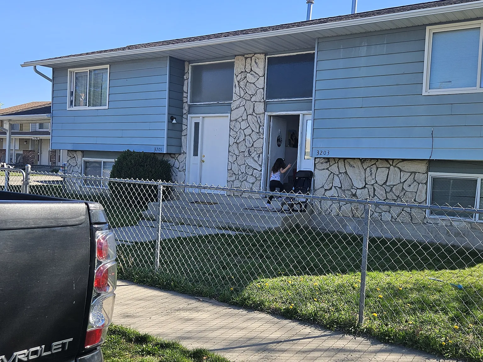 2 bed, 1.5 bath, 1076 sqft, $1,700 — Photo 2