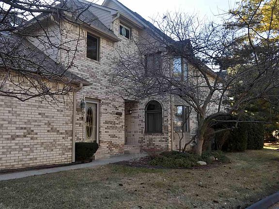 2nd image of 50682 Harbourview Dr