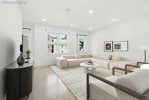 131 Zabriskie St Photo 1