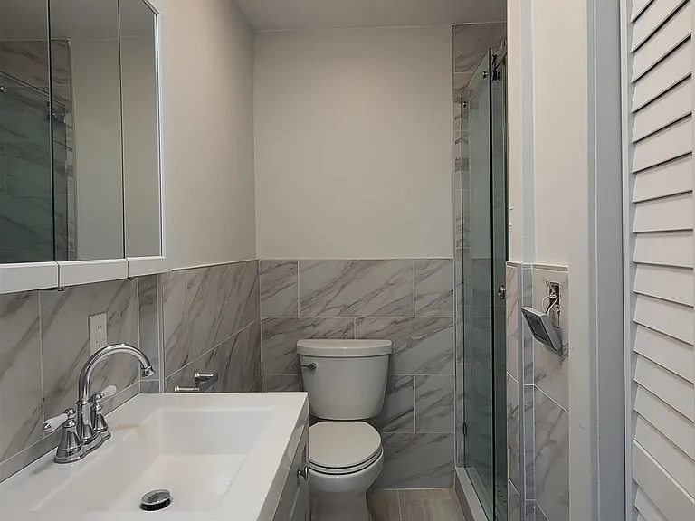 150 New York Ave #2 — Photo 16