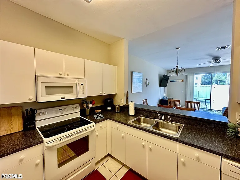 3605 Cedar Oak Dr #106 — Photo 9