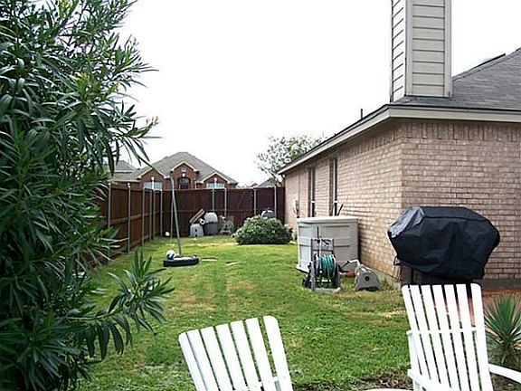 2nd image of 111 Biscayne Dr