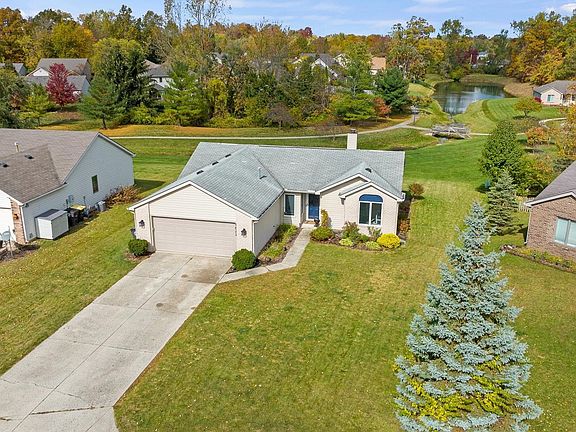 2nd image of 9622 Knoll Creek Cv