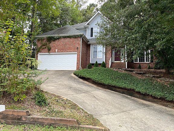 2nd image of 207 Wendover Ln