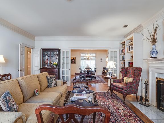 4th image of 4813 Kingsgate Pl N
