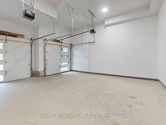 5th image of 1988 Royal Rd