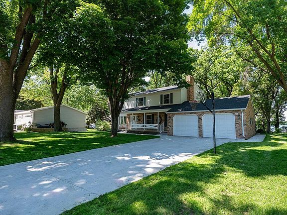 2nd image of 507 Knollwood Dr NW