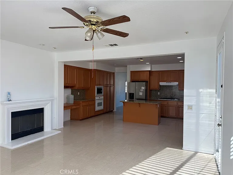 1147 Glenwood Ct #1147 — Photo 9