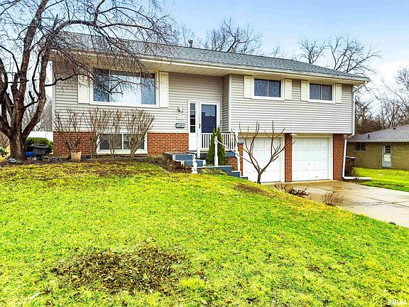 3rd image of 4110 N Brookdale Pl