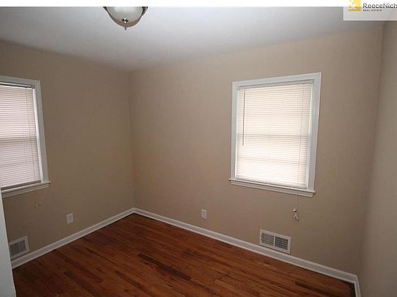 5th image of 8245 Lydia Ave