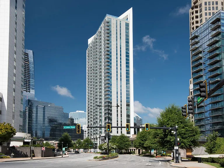 Elora at Buckhead — Photo 20