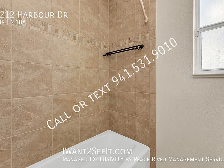 2212 Harbour Dr — Photo 32
