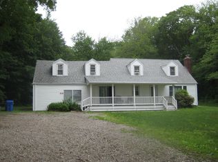 91 Stanavage Rd APT 1B, Colchester, CT 06415