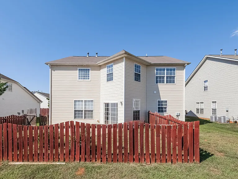 5408 Nightshade Oaks Dr — Photo 12