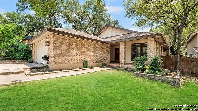 3 bed, 2.0 bath, 1688 sqft, $2,250 — Photo 1