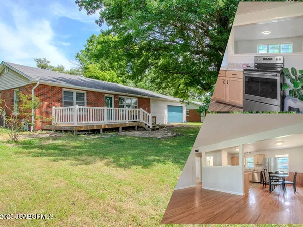 156 E Center St, Holts Summit, MO 65043