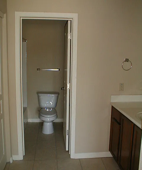 1117 E 8th St #C2007 — Photo 8