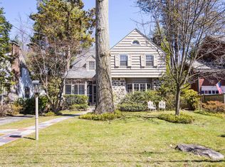 61 Woodlawn Ave, New Rochelle, NY 10804