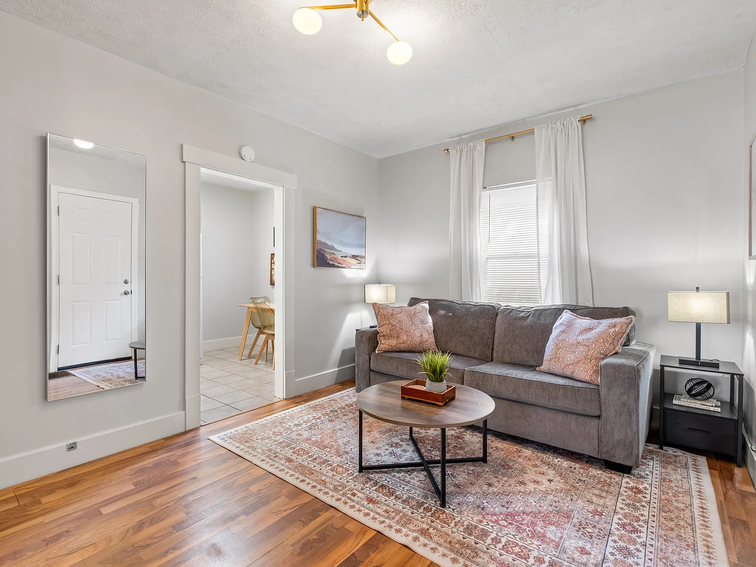 1 bed, 830 sqft, $1,650 — Photo 1