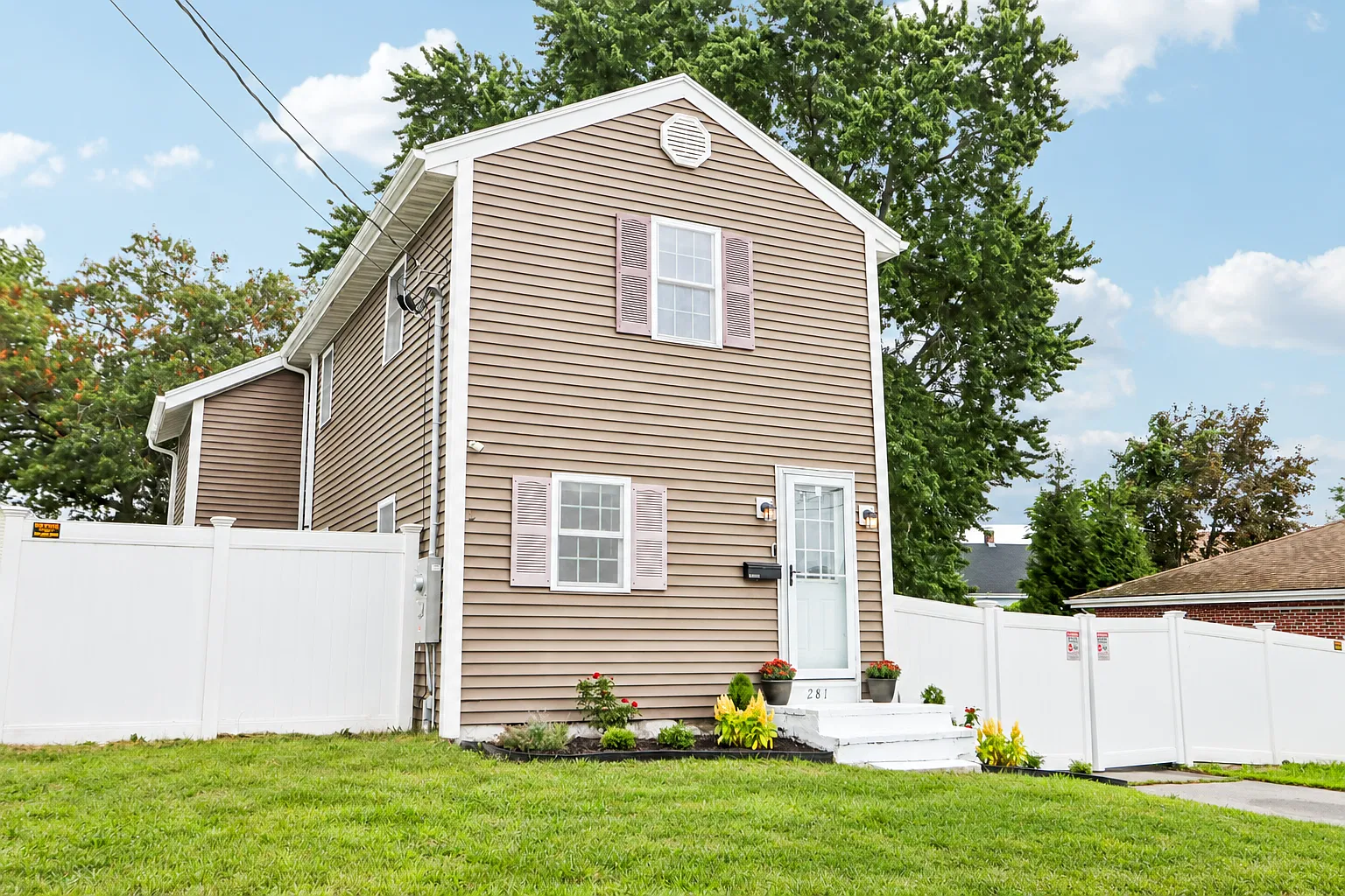 3 bed, 1514 sqft, $3,500 — Photo 1