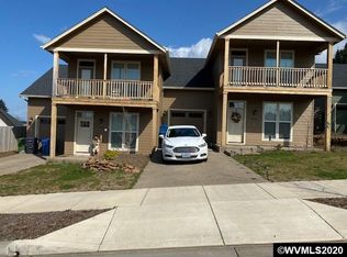 1110 Emmett Loop #1112, Silverton, OR 97381