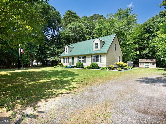 3rd image of 24362 Kent Dr