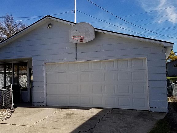 2 Stall Detached Garage with Screened in