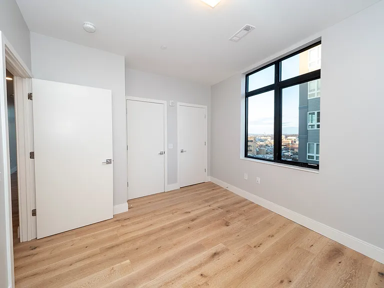 195 Washington St #525 — Photo 9