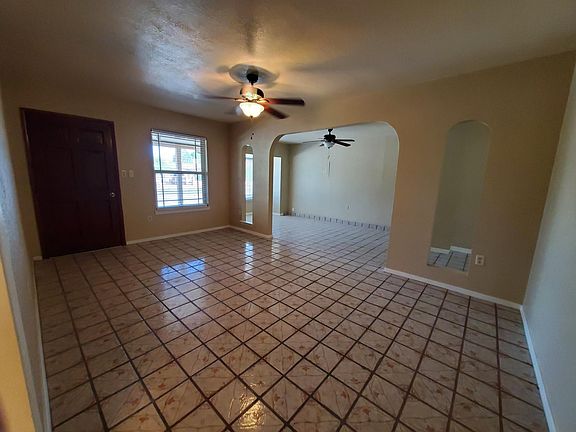 3rd image of 517 Amur Way