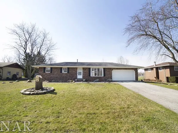106 Kenneth Dr, Lexington, IL 61753