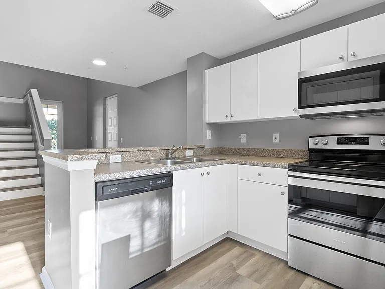 4822 Chancellor Dr #20 — Photo 5