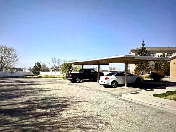 4th image of 576 W 1045 N APT A17