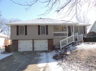 3100 SE 7th St, Blue Springs, MO 64014