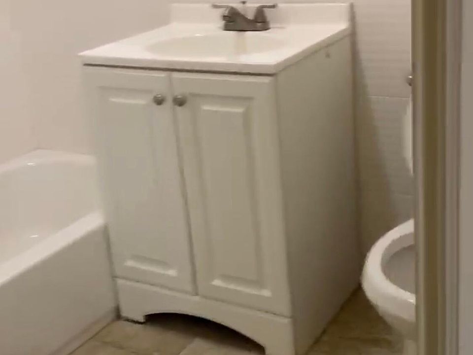 2nd image of 2866 Briggs Ave #2
